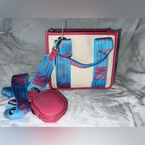 MSteve Madden VIRAL BWebber Tote/Crossbody in Pink/Blue